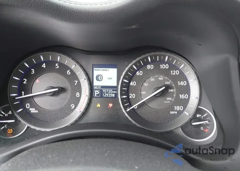 2018 Infiniti Q70 3.7X Luxe z USA, uszkodzony, nr VIN JN1BY1AR4JM220503